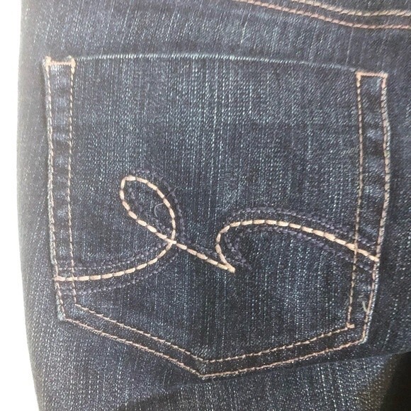 SONOMA NWT 6 Short Modern Fit Demi Bootcut Dark Wash Denim Blue Jeans Straight - Picture 6 of 11